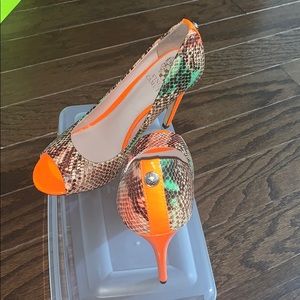Vince Camuto heels